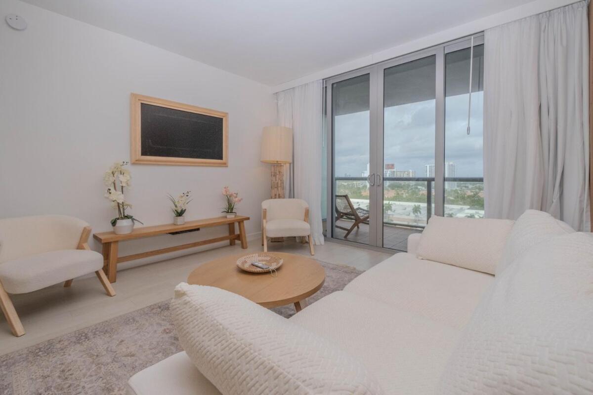 2B 2B Luxury Ocean Views Apt In Hallandale Beach Διαμέρισμα Εξωτερικό φωτογραφία